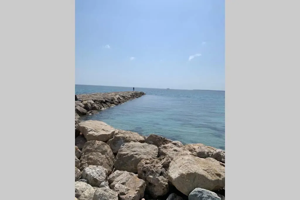 Juan Les Pins Joli T2 Parking Inclus! Apartment Antibes France
